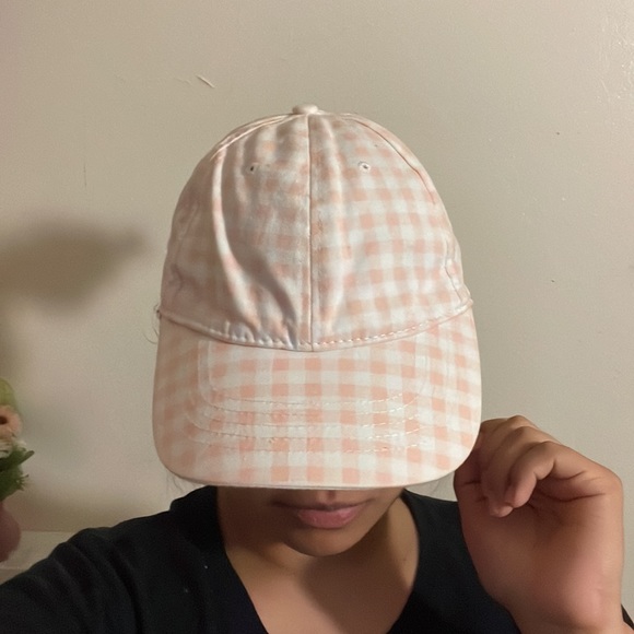 Hat 🧢 - Picture 4 of 4